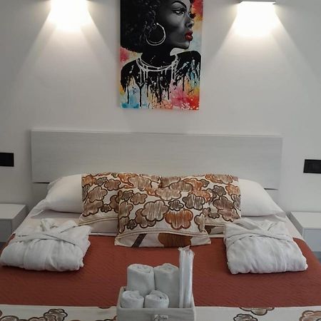 Rainbow Sweet Rooms Valmontone Exterior foto