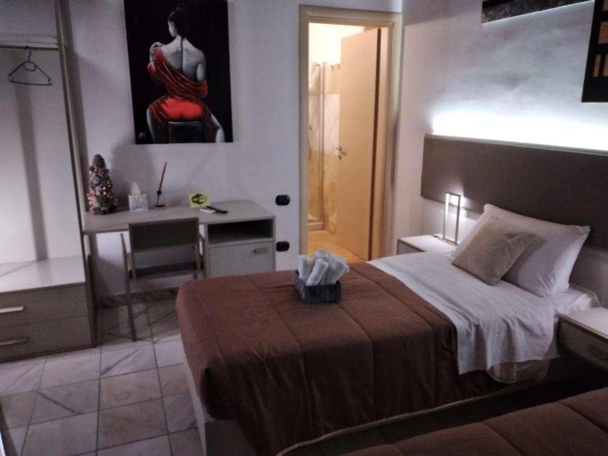 Rainbow Sweet Rooms Valmontone Exterior foto