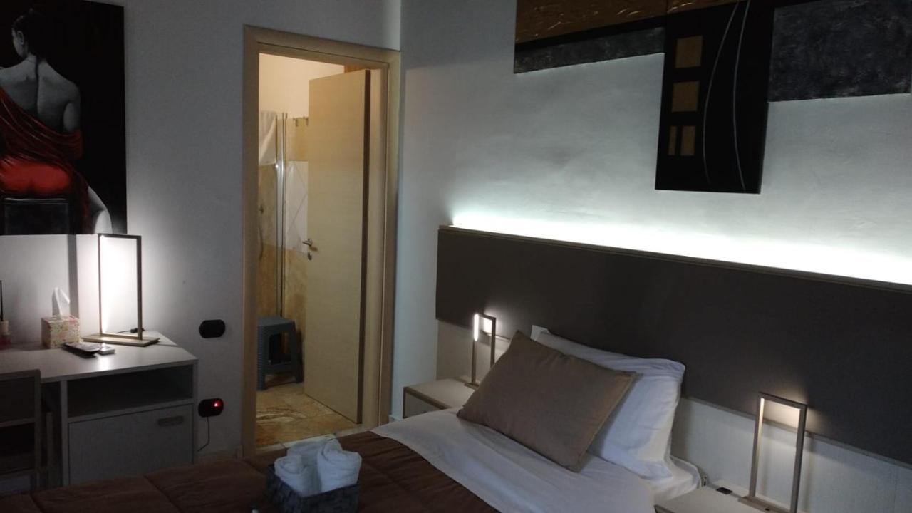 Rainbow Sweet Rooms Valmontone Exterior foto