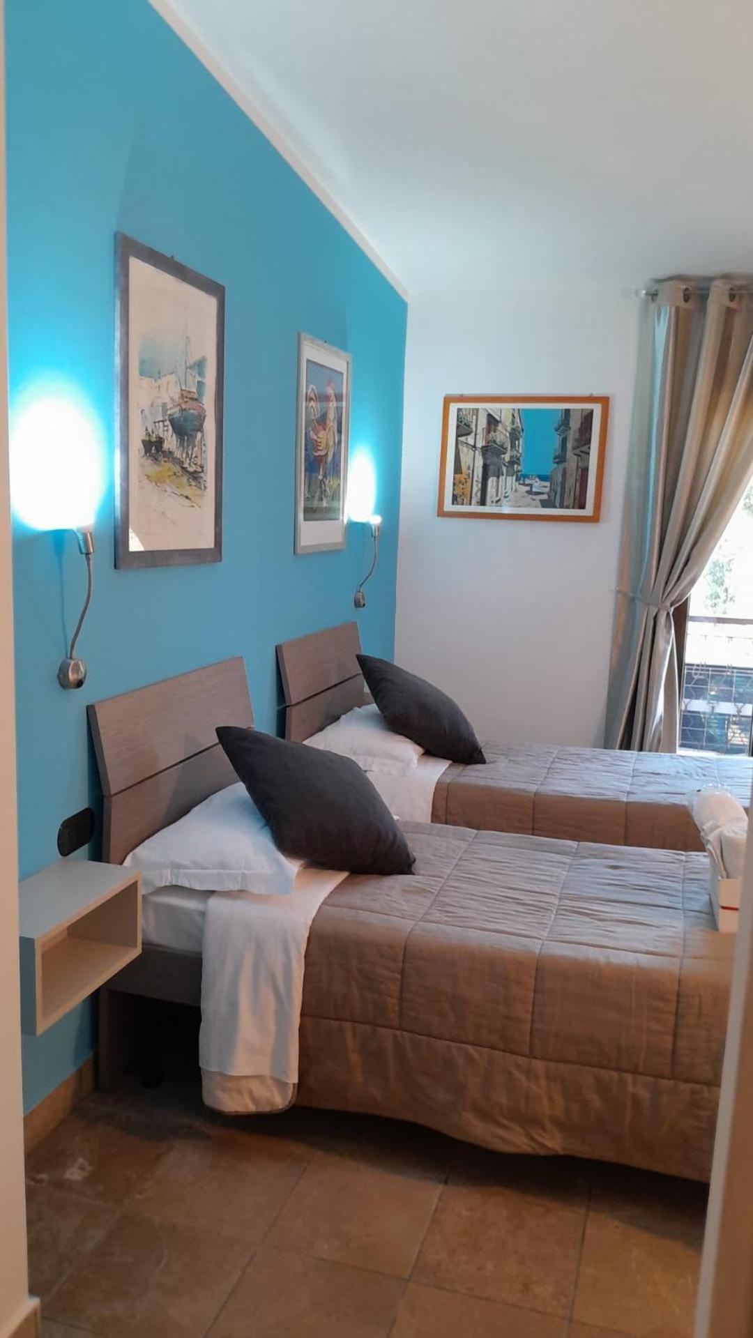 Rainbow Sweet Rooms Valmontone Exterior foto