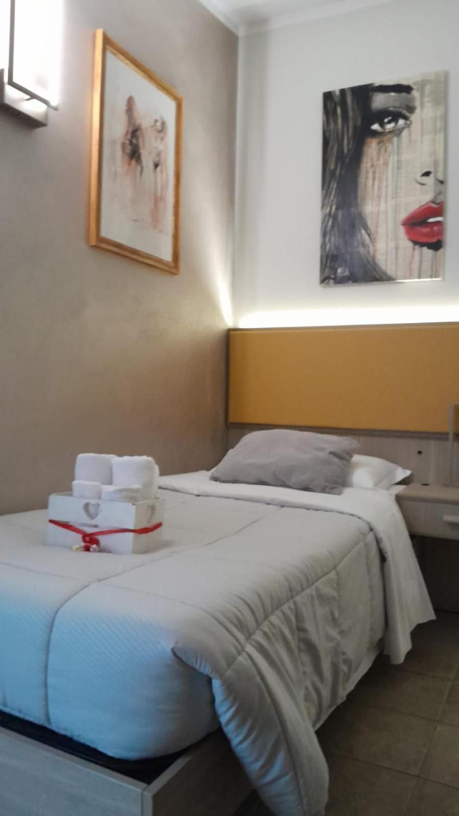 Rainbow Sweet Rooms Valmontone Exterior foto