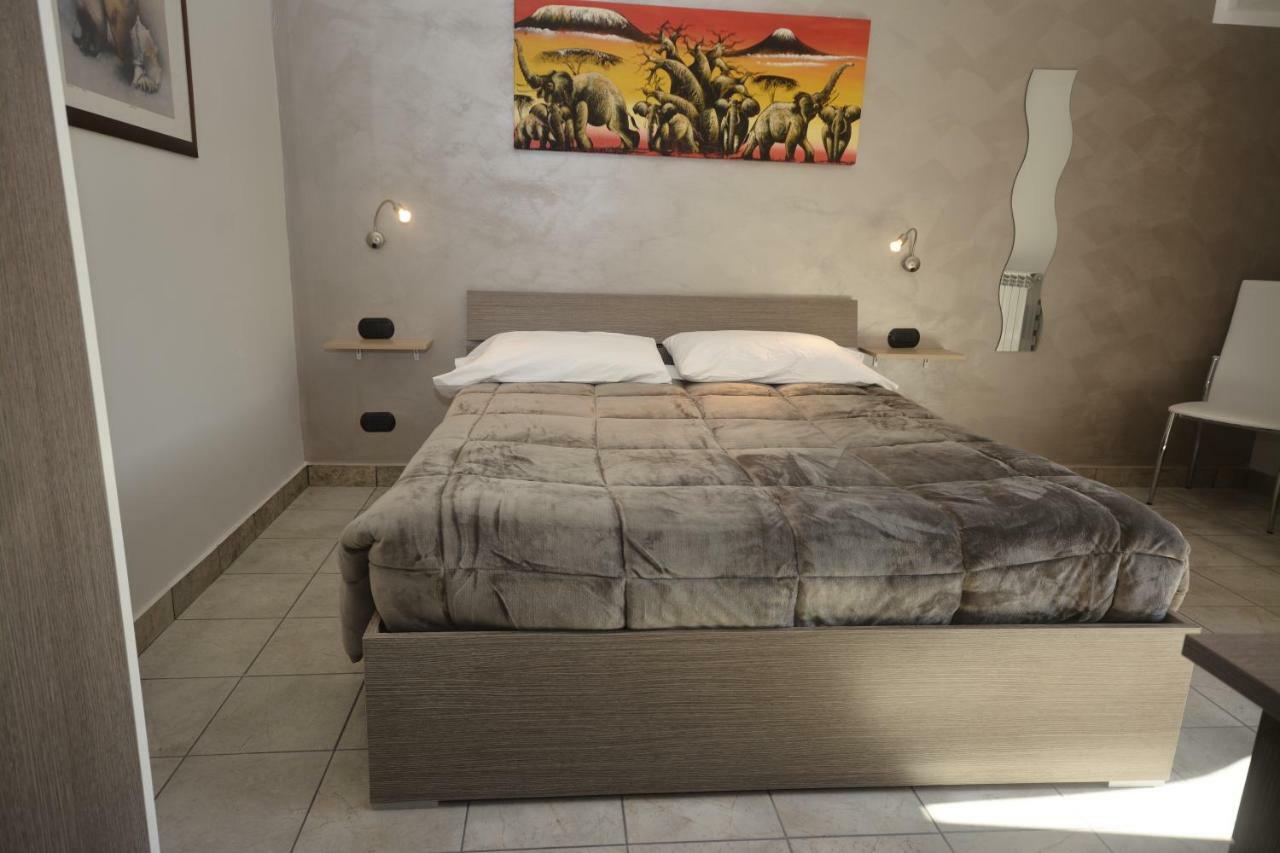 Rainbow Sweet Rooms Valmontone Exterior foto